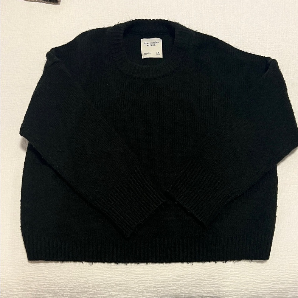 Abercrombie & Fitch Black Crewneck Sweater
